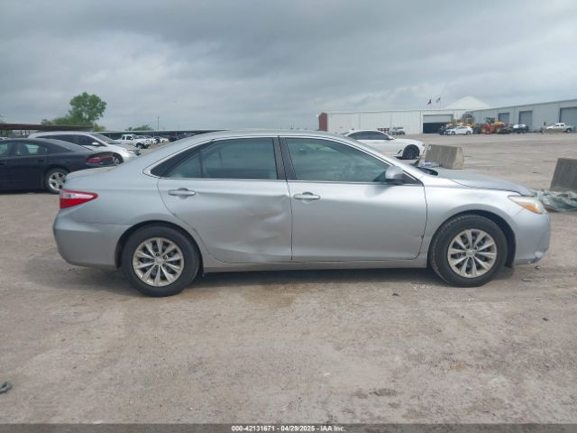4T4BF1FK3FR481404 Toyota CAMRY LE