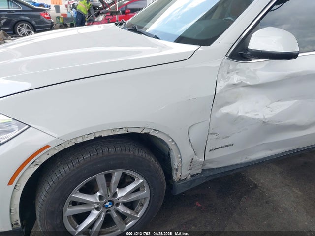 BMW 2015 2015 5UXKR2C5XF0H37248 Image 6