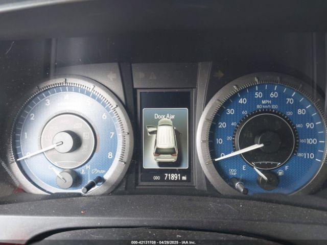 5TDYZ3DCXJS963453 Toyota Sienna Xle 8 Passenger