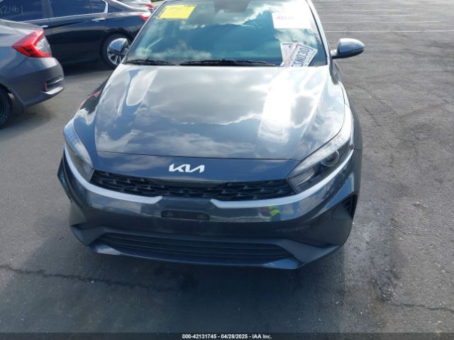 3KPF24AD6PE578103 KIA Forte Lxs