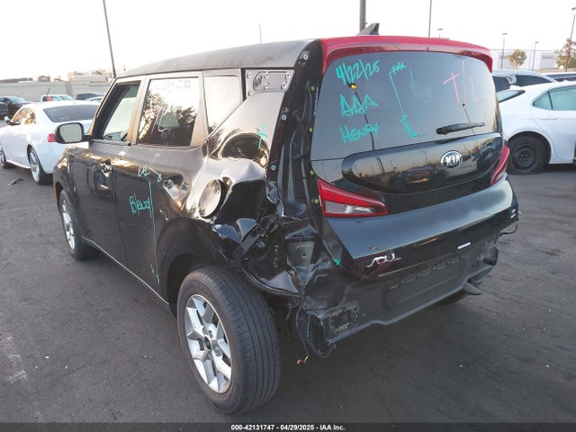 KNDJ23AU1M7758301 KIA SOUL S