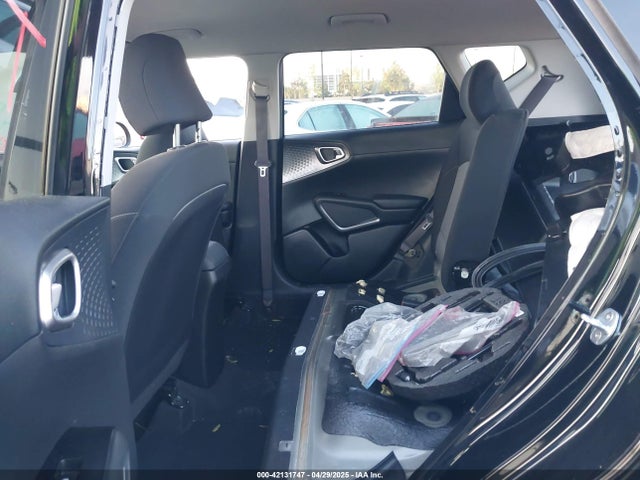 KNDJ23AU1M7758301 KIA SOUL S