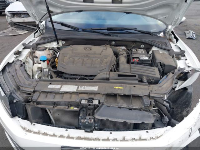 1VWLA7A35KC011618 Volkswagen Passat 2.0t Wolfsburg Edition