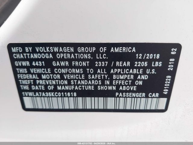 1VWLA7A35KC011618 Volkswagen Passat 2.0t Wolfsburg Edition