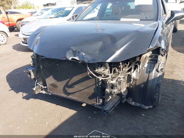 58ADA1C11MU009897 Lexus a25a-fxs, 3nm