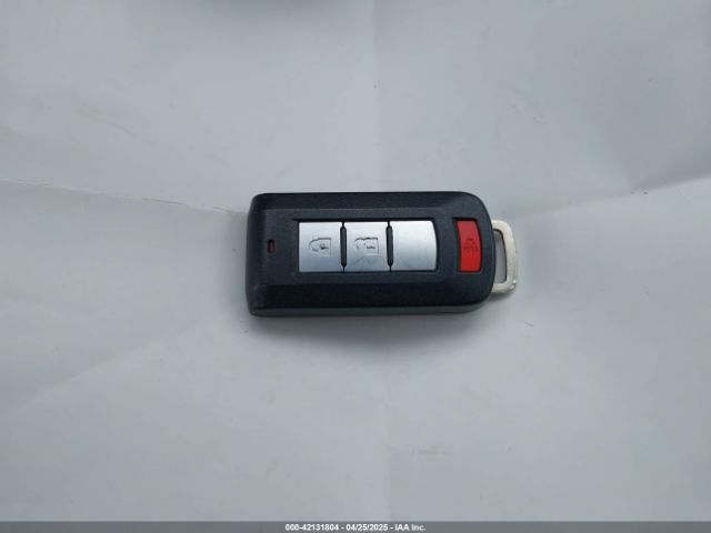 JA4AZ3A31GZ015790 Mitsubishi Outlander Es/se/sel