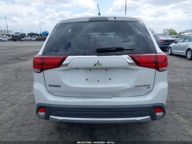 JA4AZ3A31GZ015790 Mitsubishi Outlander Es/se/sel