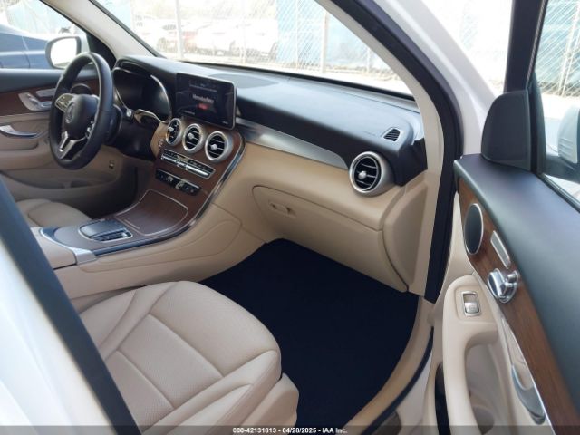 2022 MERCEDES-BENZ GLC 300 W1N0G8DB5NV390201 Photo 4