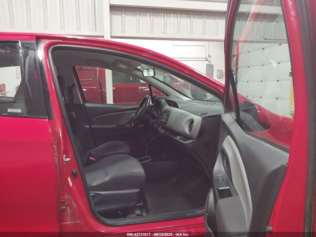 VNKKTUD36FA034935 Toyota YARIS L