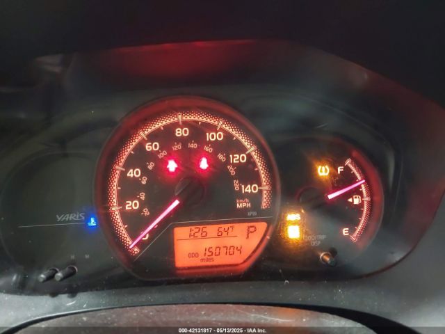 VNKKTUD36FA034935 Toyota YARIS L