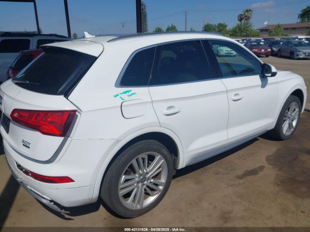 WA1BNAFY9J2002021 Audi Q5 2.0t Premium/2.0t Tech Premium
