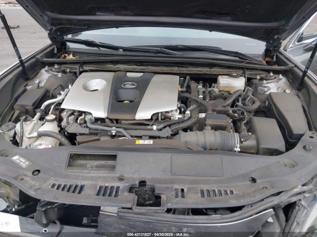 58ADA1C12MU004997 Lexus ES 300H