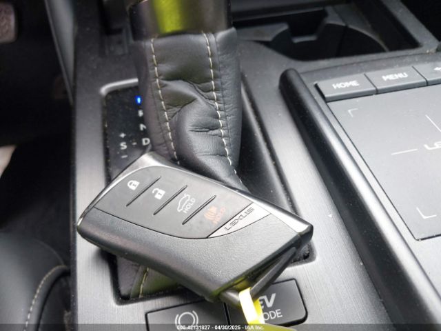 58ADA1C12MU004997 Lexus ES 300H