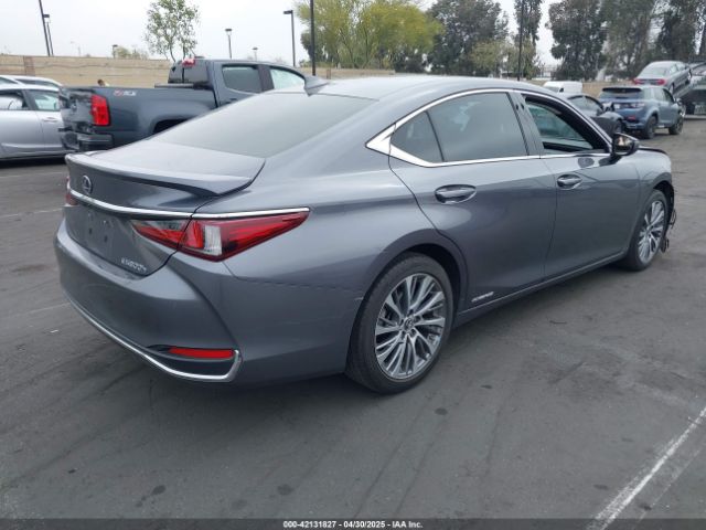 58ADA1C12MU004997 Lexus ES 300H