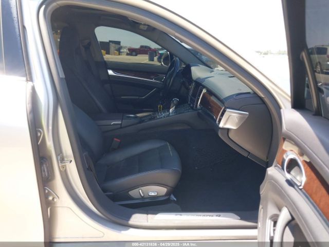 2011 PORSCHE PANAMERA WP0AA2A73BL010127 Photo 4