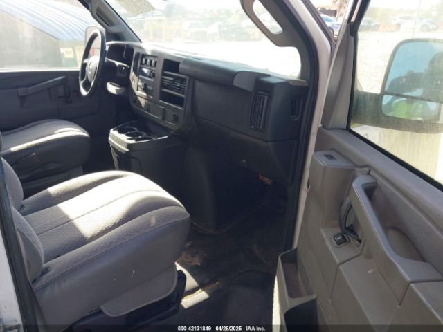 1GTW7AFF4G1904719 GMC Savana 2500 Work Van