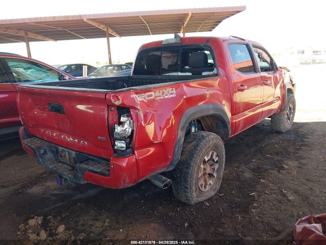 3TMCZ5AN6JM156634 Toyota Tacoma Trd Off Road