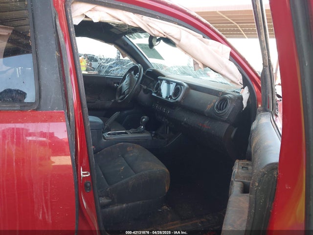 3TMCZ5AN6JM156634 Toyota Tacoma Trd Off Road