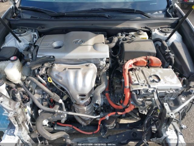 JTHBW1GG8F2089151 Lexus ES 300H