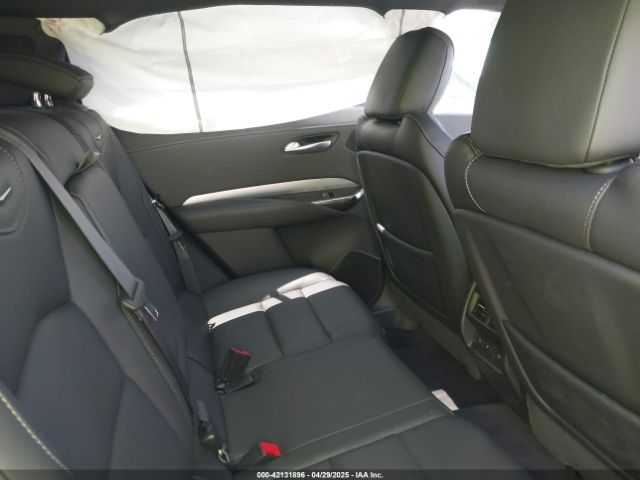 2021 CADILLAC XT4 1GYFZCR48MF004849 Photo 7