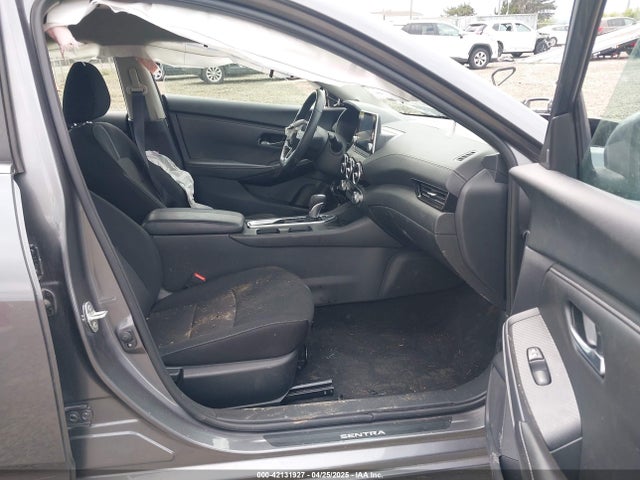 3N1AB8CV3RY204396 Nissan Sentra Sv Xtronic Cvt