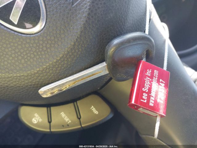 KNDJN2A2XG7358144 KIA Soul