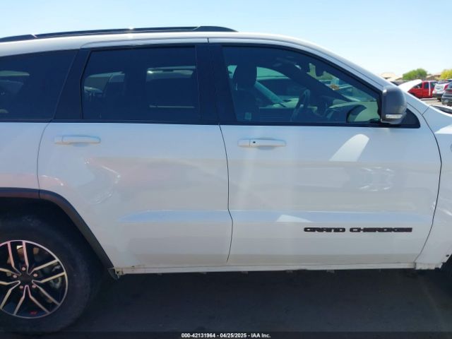 1C4RJFLT2KC762132 Jeep Grand Cherokee Trailhawk 4x4