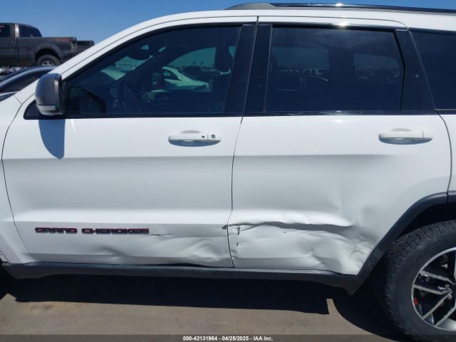 1C4RJFLT2KC762132 Jeep Grand Cherokee Trailhawk 4x4