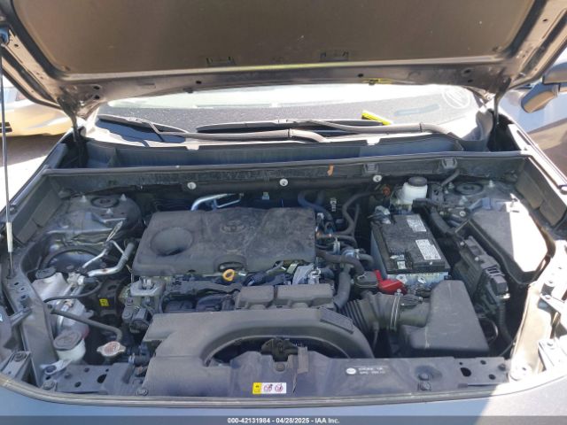 2T3F1RFV2MC237378 Toyota RAV4 LE
