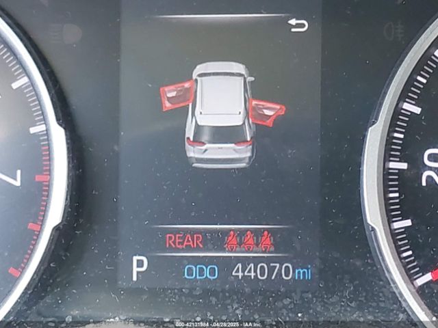 2T3F1RFV2MC237378 Toyota RAV4 LE