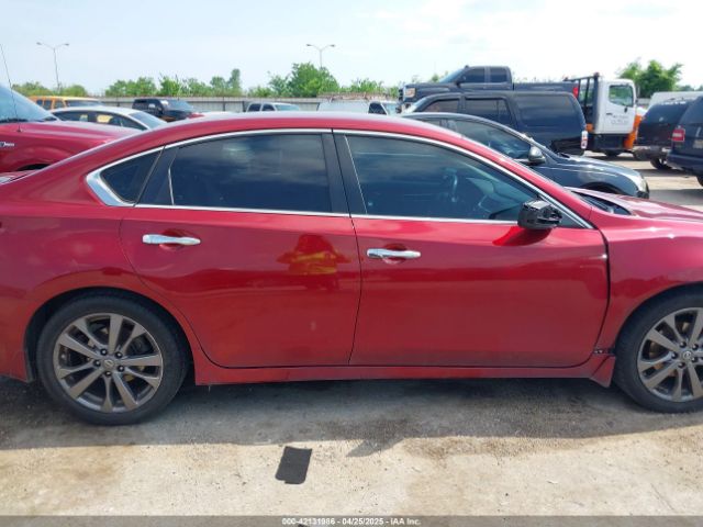 1N4AL3AP9JC195613 Nissan Altima 2.5 Sr