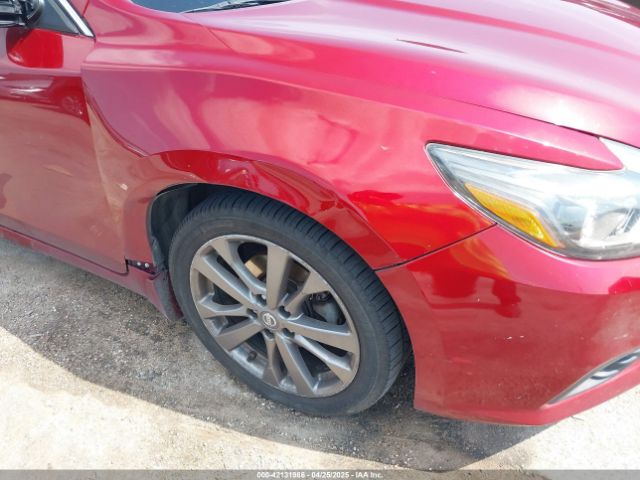 1N4AL3AP9JC195613 Nissan Altima 2.5 Sr