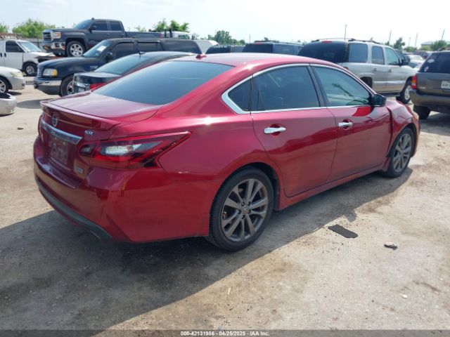 1N4AL3AP9JC195613 Nissan Altima 2.5 Sr