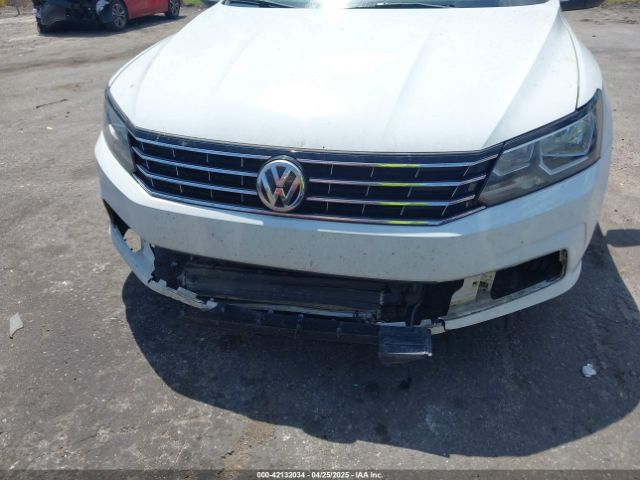 1VWBT7A38HC019341 Volkswagen Passat 1.8t Se
