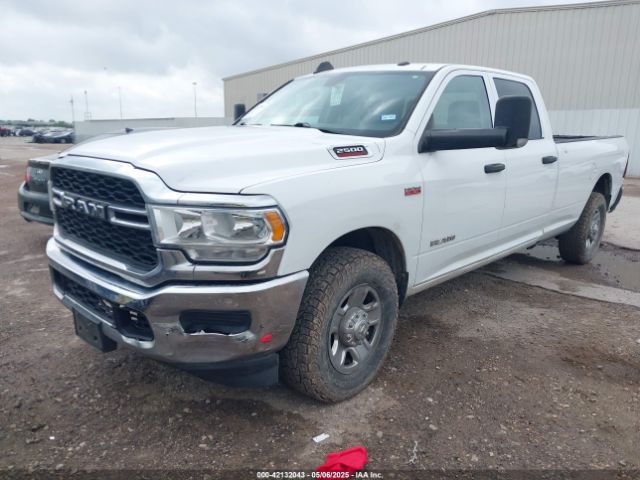 3C6UR4HJ9KG646011 RAM 2500 Tradesman  4x2 8' Box