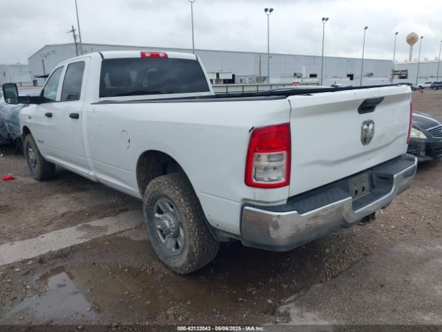 3C6UR4HJ9KG646011 RAM 2500 Tradesman  4x2 8' Box