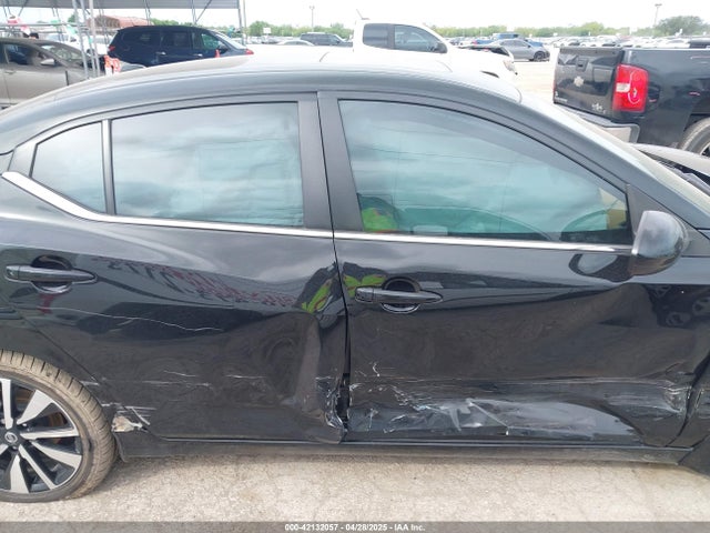 3N1AB8CV8NY279623 Nissan Sentra Sv Xtronic Cvt