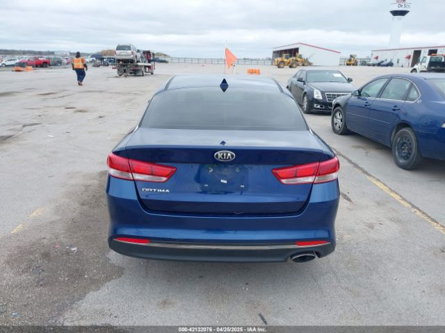 5XXGT4L3XHG165776 KIA Optima Lx