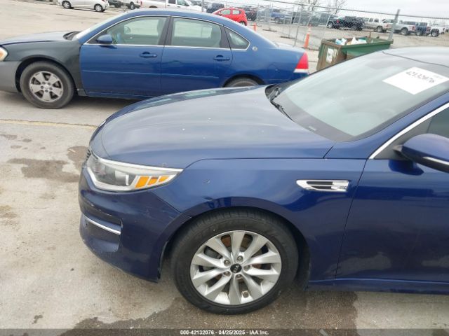 5XXGT4L3XHG165776 KIA Optima Lx