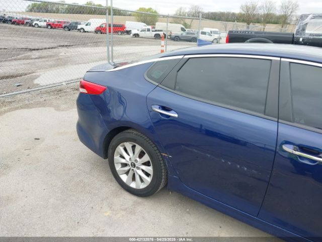 5XXGT4L3XHG165776 KIA Optima Lx