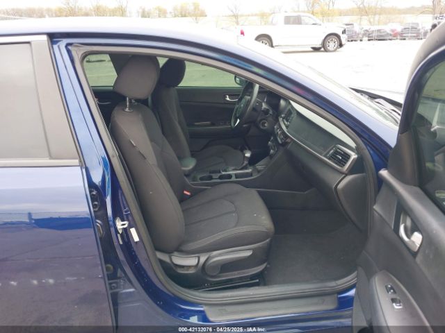 5XXGT4L3XHG165776 KIA Optima Lx
