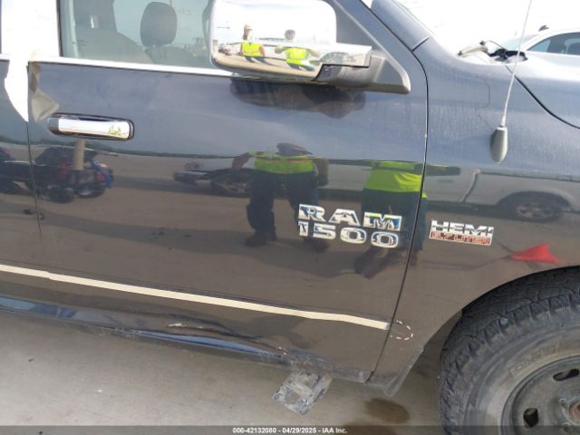 2018 RAM 1500 1C6RR6LT6JS314707 Photo 5