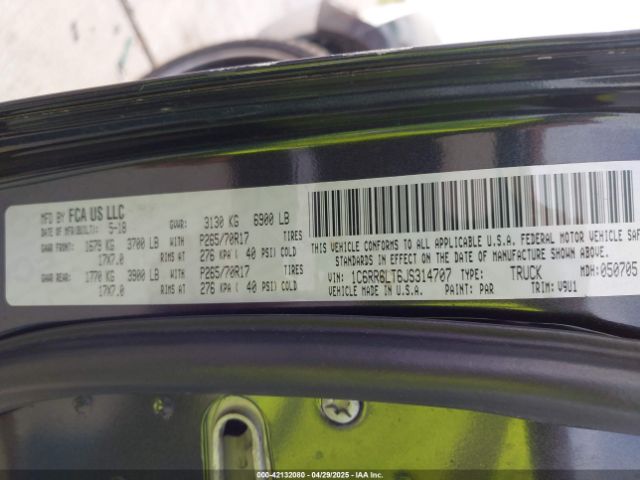2018 RAM 1500 1C6RR6LT6JS314707 Photo 8