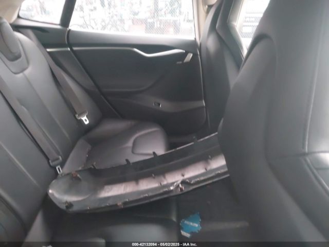 5YJSA1H13EFP33693 Tesla Model S P85