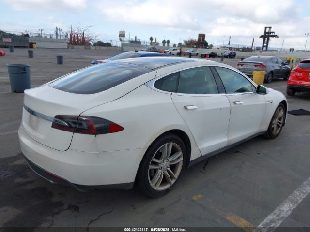 5YJSA1H14EFP34738 Tesla Model S P85
