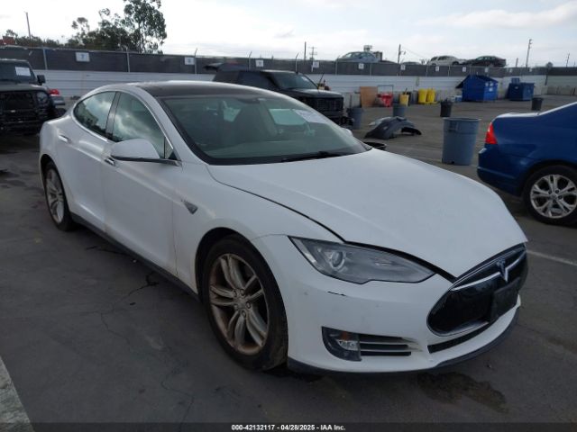 5YJSA1H14EFP34738 Tesla Model S P85
