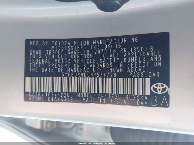 5YFBURHE9HP574728 Toyota COROLLA SE