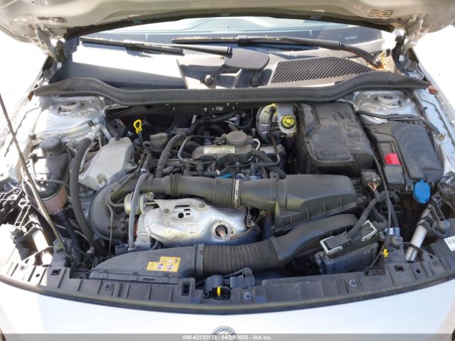 WDCTG4GB3HJ333929 Mercedes-Benz Gla 250 4matic