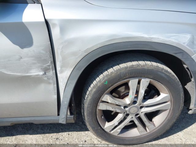 WDCTG4GB3HJ333929 Mercedes-Benz Gla 250 4matic