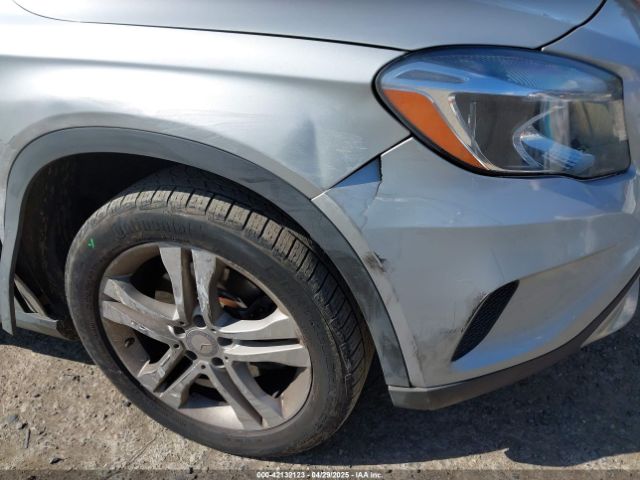 WDCTG4GB3HJ333929 Mercedes-Benz Gla 250 4matic